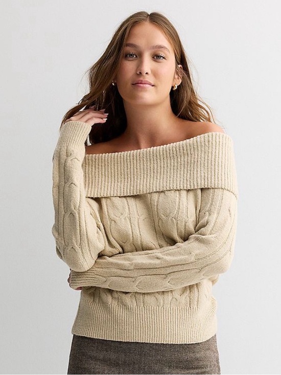 Madden Girl Sweaters - Madden Girl Beige Off-Shoulder Cable Knit Sweater